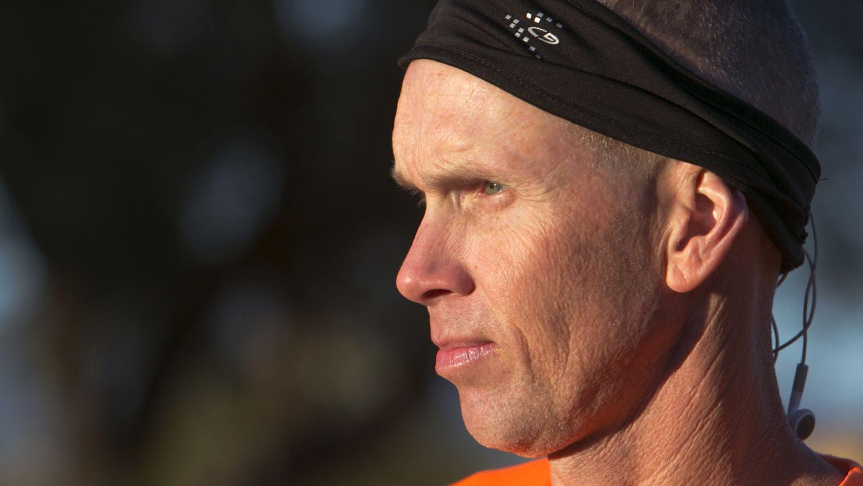 This man is running the 106-mile El Tour de Tucson route to help fight hunger